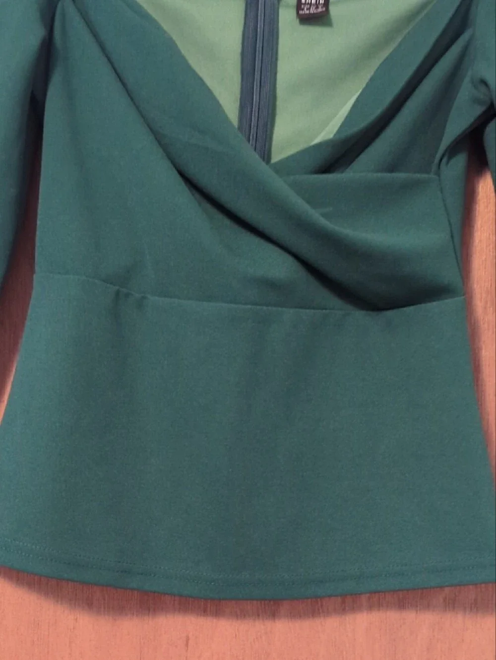 SHEIN Dark Green Long Sleeve Puff Shoulder Top
